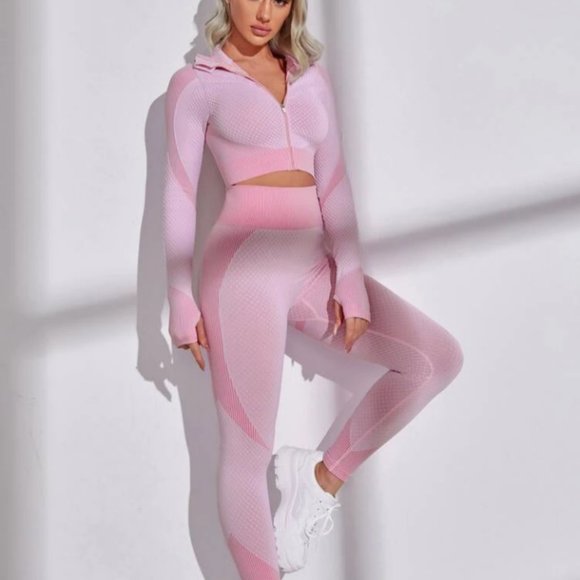 Sports Zipper Front Crop Jacket & Leggings by SHEIN. - Picture 8 of 9